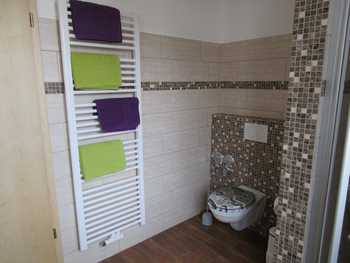 Obergessertshausen Ferienwohnung Rosa מראה חיצוני תמונה