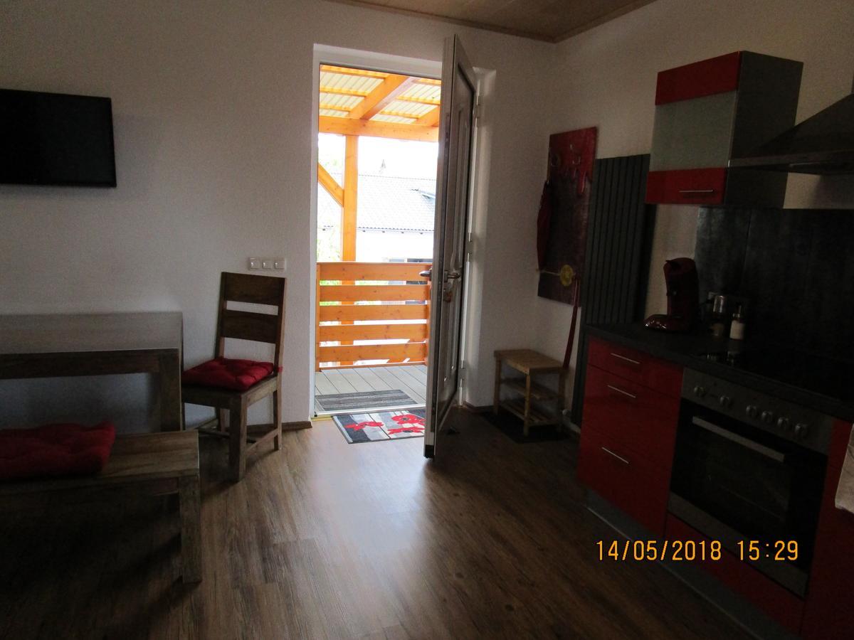 Obergessertshausen Ferienwohnung Rosa מראה חיצוני תמונה