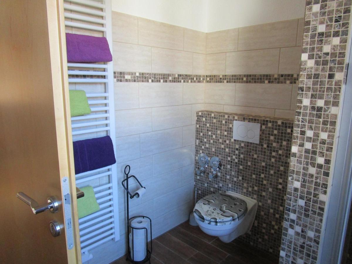 Obergessertshausen Ferienwohnung Rosa מראה חיצוני תמונה
